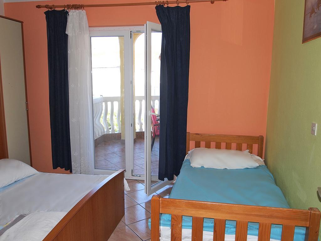 Apartmani Delfin Гребастика Экстерьер фото